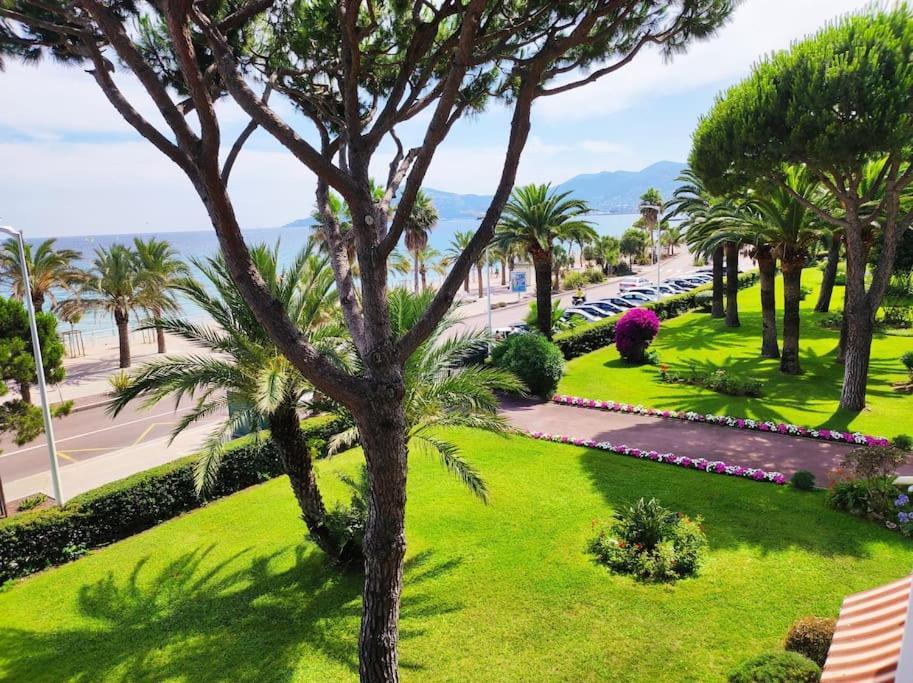 Cnossos Yourhosthelper Cannes Exterior photo